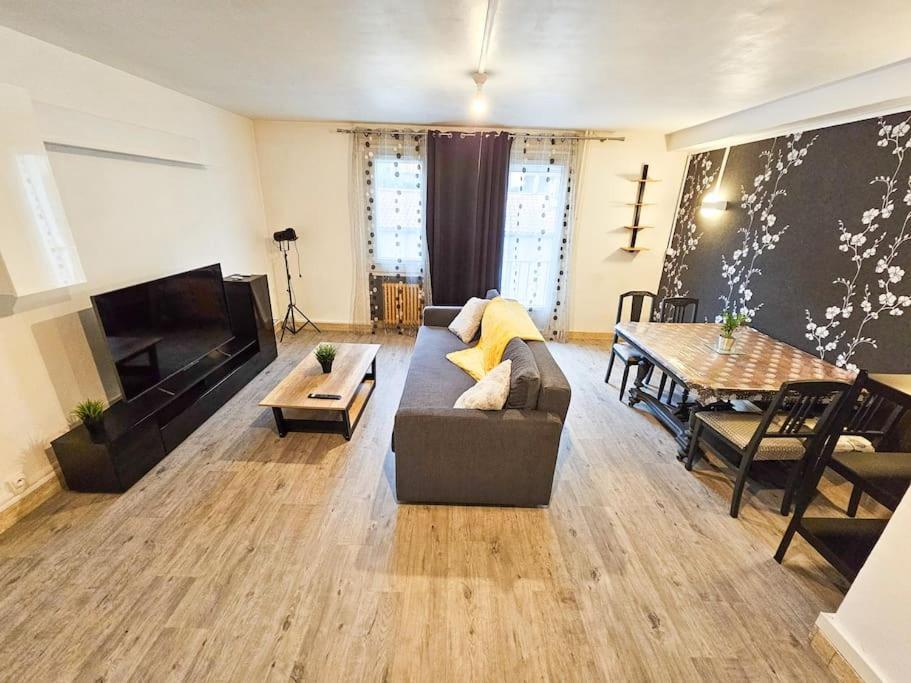 Le Bergson 3 Chambres Stationnement Gratuit Saint-Etienne  Zewnętrze zdjęcie
