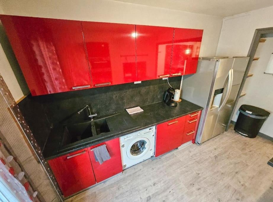 Le Bergson 3 Chambres Stationnement Gratuit Saint-Etienne  Zewnętrze zdjęcie